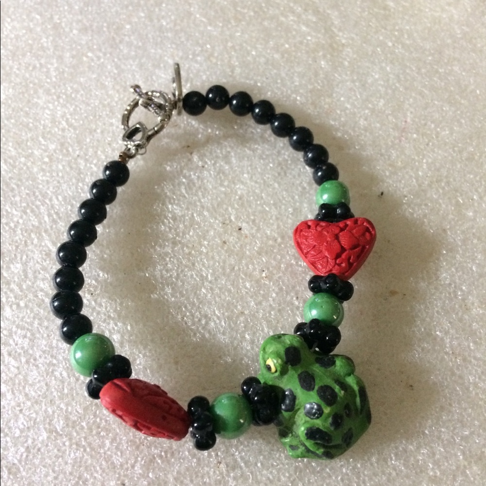 Bracelet made with love heart cinnabar